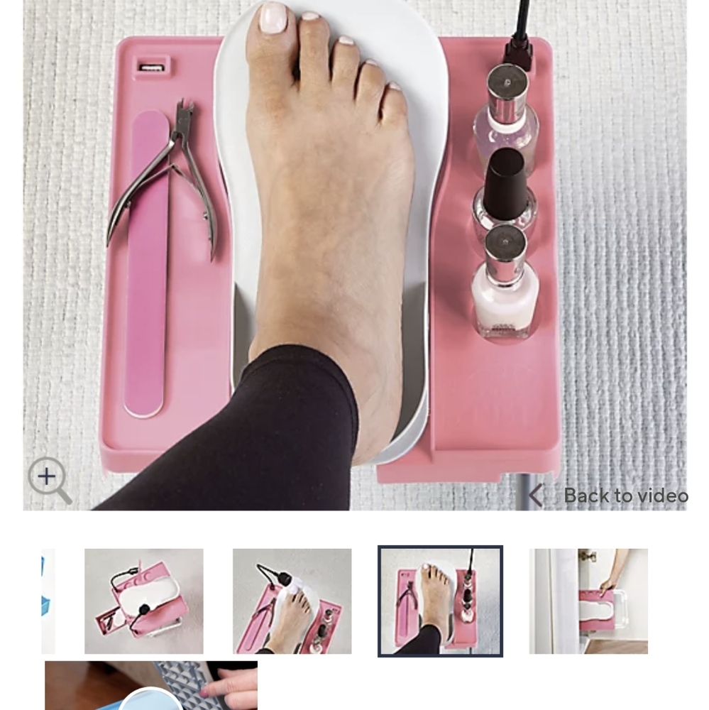 Salon Step Deluxe Beauty Footrest w LED Magnifier and Fan